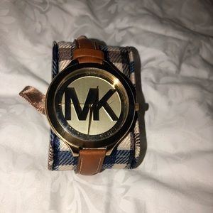Michael Kors Leather Banded Watch